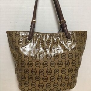 1. Michael Kors Brown Shoulder Bag - Good